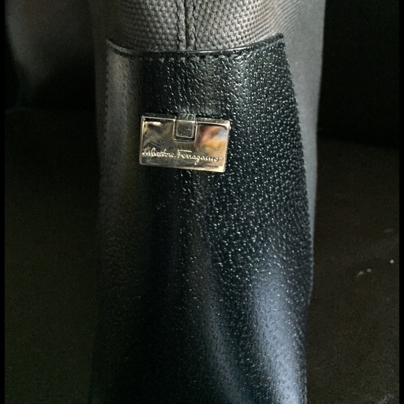 Salvatore Ferragamo Hobo Bag - Picture 4 of 12